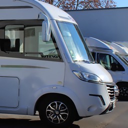 Wohnmobile mieten in Düsseldorf Autohaus Süper
